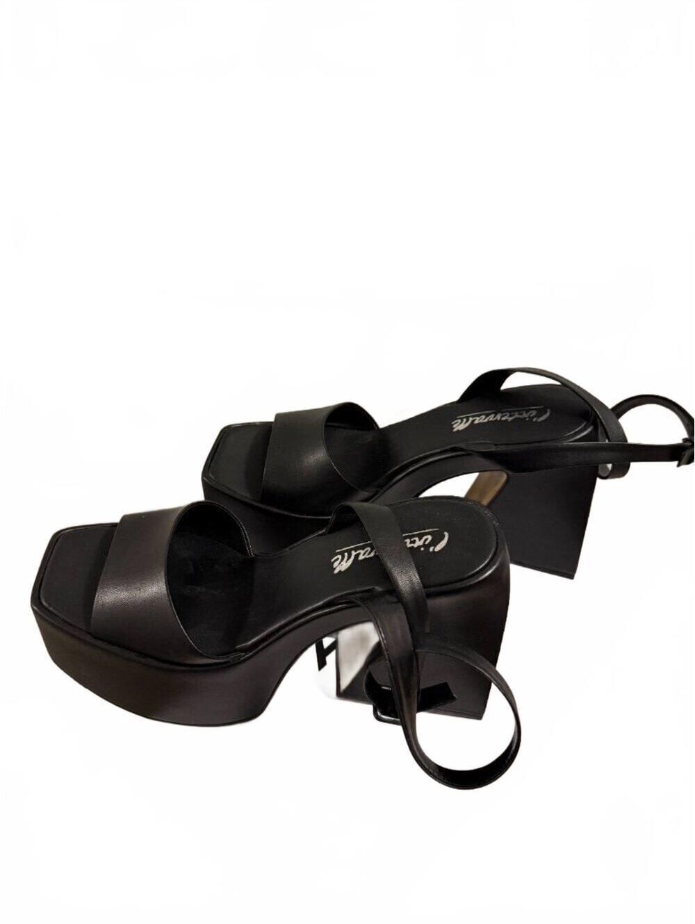 L'intervalle Scorpios Black Leather Heels - Picture 3 of 4